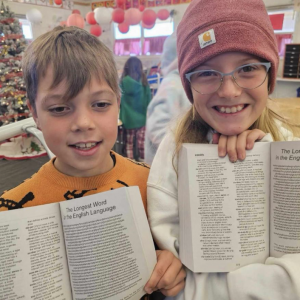 fallon-rotary-dictionary-donation